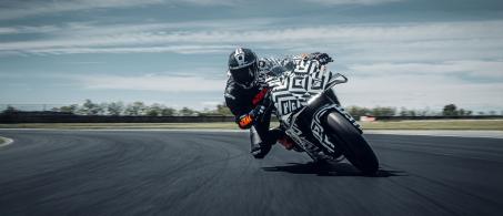 KTM 990 RC R 2025